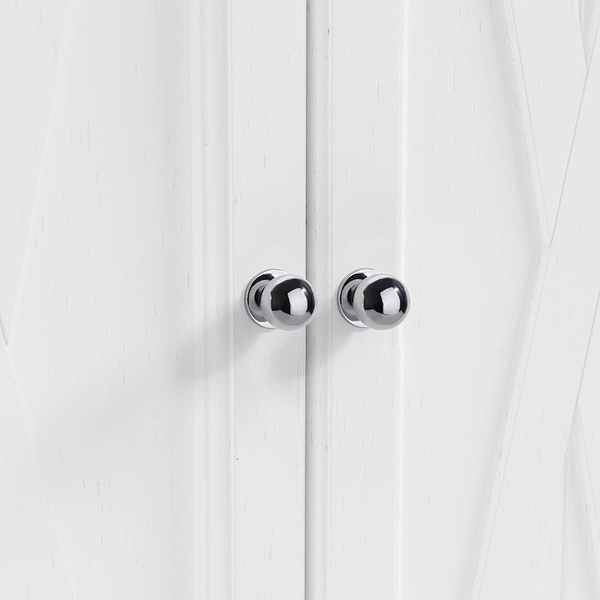 cabinet pull and knob