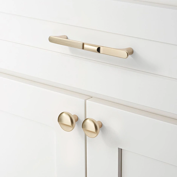 kitchen cabinet handles and knobs