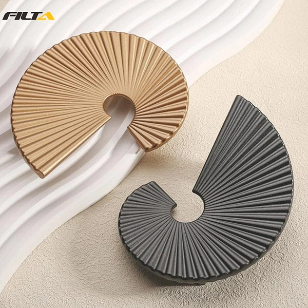 handles and knobs furniture