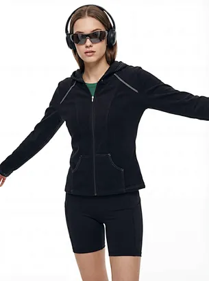 Sudadera con capucha de punto cepillado negro para mujer con hilo de coser en contraste