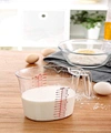 measuring cups