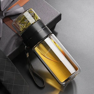 Outdoor sports drinking bottle travel glass tea and water separation water bottle with tea infuser