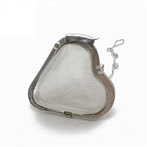 Novelty stainless steel mesh heart shape tea infuser with chain