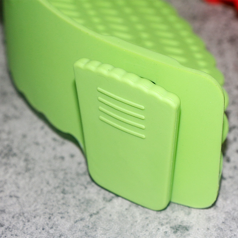 kitchen tools water filter Kitchen silicone strainer rice Pot side drainer Fruit and vegetable noodle filter water baffle