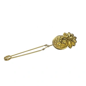 Stainless steel titanium gold plating pineapple shape tea infuser with clamp handle