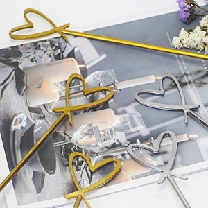 Heart shape menu card holder stand outdoor menu holder China manufacturer