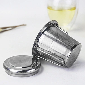 304 stainless steel fine mesh basket shape tea infuser tea strainer with double folding handle for tea pot