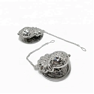 High quality stainless steel pineapple shape tea infuser with chain