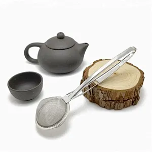 Stainless steel mesh ball tea infuser tea strainer with handle