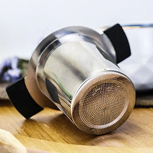 High quality stainless steel tea strainer basket shape tea infuser tea maker with TPR handle