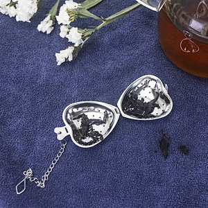 Lovely stainless steel mini heart shape tea infuser with chain