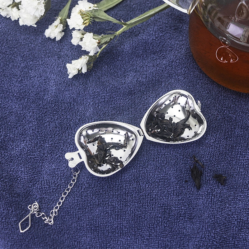 Lovely stainless steel mini heart shape tea infuser with chain