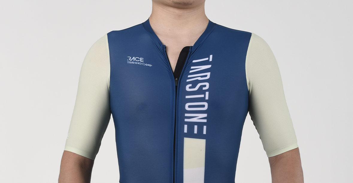 urban cycling clothing