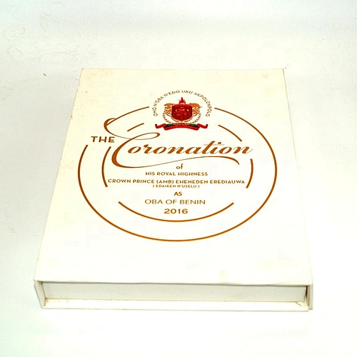 Custom Elegant White Book Shape Rigid Cardboard Magnetic Gift luxury wedding invitation box With logo Gold Foil Hot Stamping