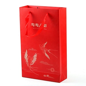 Luxury Custom CMYK Printing Matte Lamination Art Paper Gift Paper Bag With Ribbon Handle