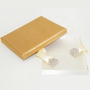High-End Custom Gold Paper Wedding Gift Box With Decorative Silk Ribbon And Metal Buckle For Wedding Invitations