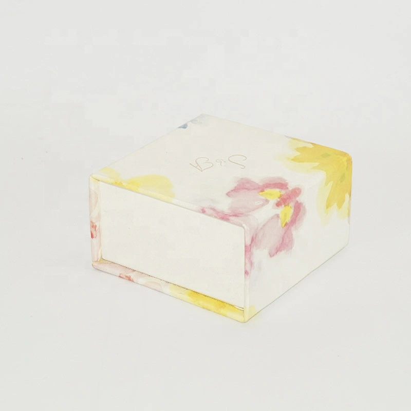 Custom Quietly Elegant Glossy Lamination Rigid Cardboard Flip Top Magnetic Box