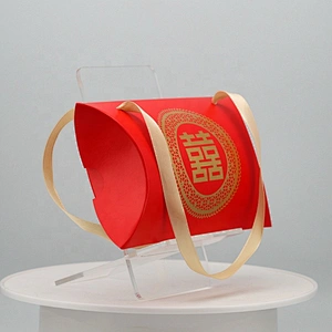 Custom Foldable Wedding fancy Paper Gift Packaging pillow boxes with ribbon handle packaging box