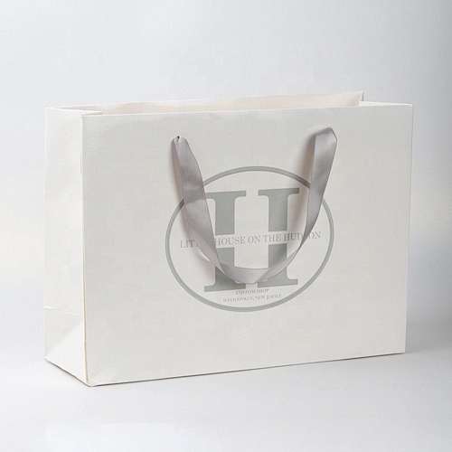 Luxury custom paper bag for gift with logo print and handle