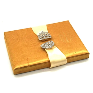 High-End Custom Gold Paper Wedding Gift Box With Decorative Silk Ribbon And Metal Buckle For Wedding Invitations