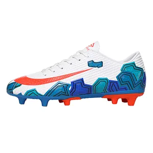 New Fashion Style Sports Lightweight Soccer Shoes Men Football Shoes