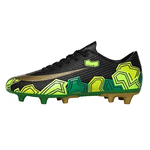 New Fashion Style Sports Lightweight Soccer Shoes Men Football Shoes