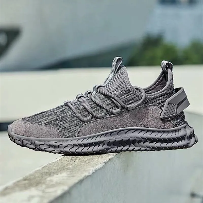 Wholesale factory fashion men lace up sport sneakers shoes fly knit running shoes