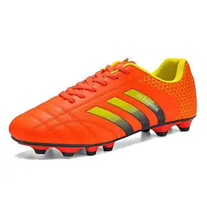 New design Soccer Shoes Family Sneaker Football Shoes for Men