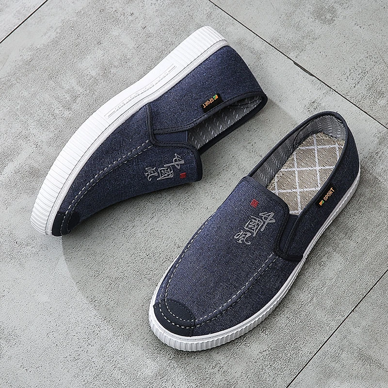 Fashion Style Men Slip on Loafers Canvas Casual Shoes