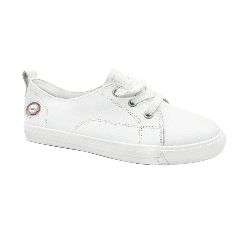 Customized logo women flat casual leather shoes