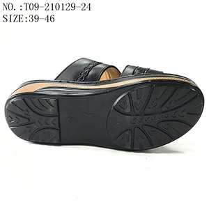 High Quality Flat leather sandals Footwear for Men Casual Designer Custom Slippers