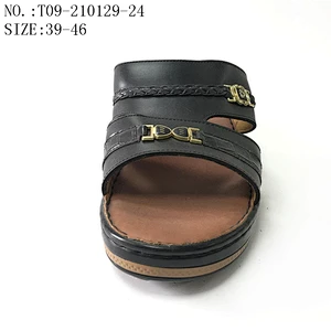 High Quality Flat leather sandals Footwear for Men Casual Designer Custom Slippers