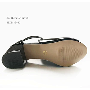 New Heel Chunky shoes Wholesale Women Slip On Buckle Chunky Heel PU Sandals custom shoes