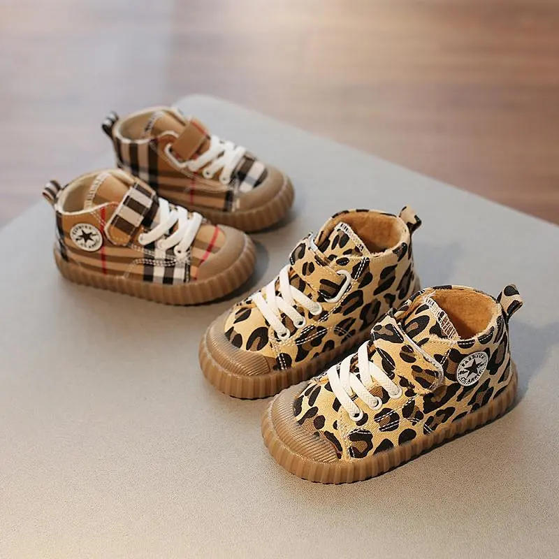 Durable casual Canvas Shoes for kids walking style student shoes