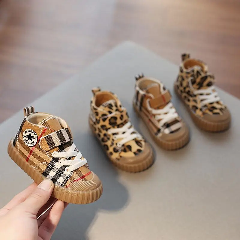 Durable casual Canvas Shoes for kids walking style student shoes