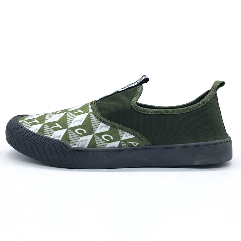 Hot Sale Cheap Men Flat Injection Casual Canvas Shoes with Customized