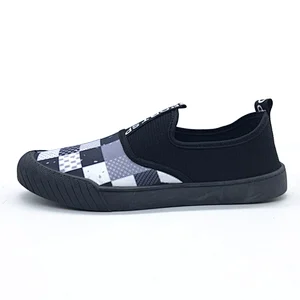 Factory customized Classic Fashion Style Men Casual Injection  Flat Canvas Shoe with Customized with good price custom shoes