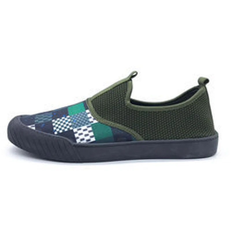Factory customized Classic Fashion Style Men Casual Injection  Flat Canvas Shoe with Customized with good price custom shoes