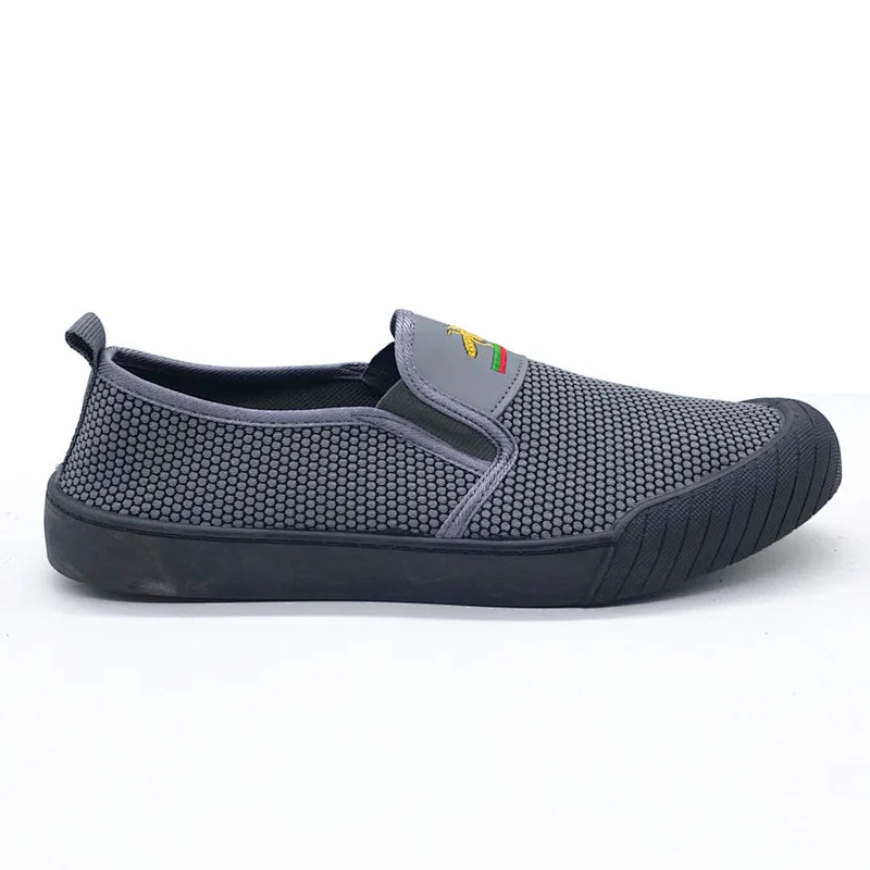 Factory customize Good Quality Cheap Men Injection Flat Casual Canvas Shoes with Customized with good price