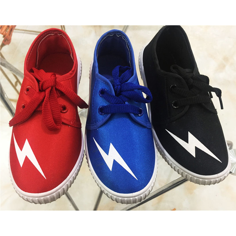 Low price men injection footwear canvas casual shoes with customized