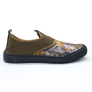 New Fashion Style Men Footwear Injection Canvas Casual Shoes with Customized