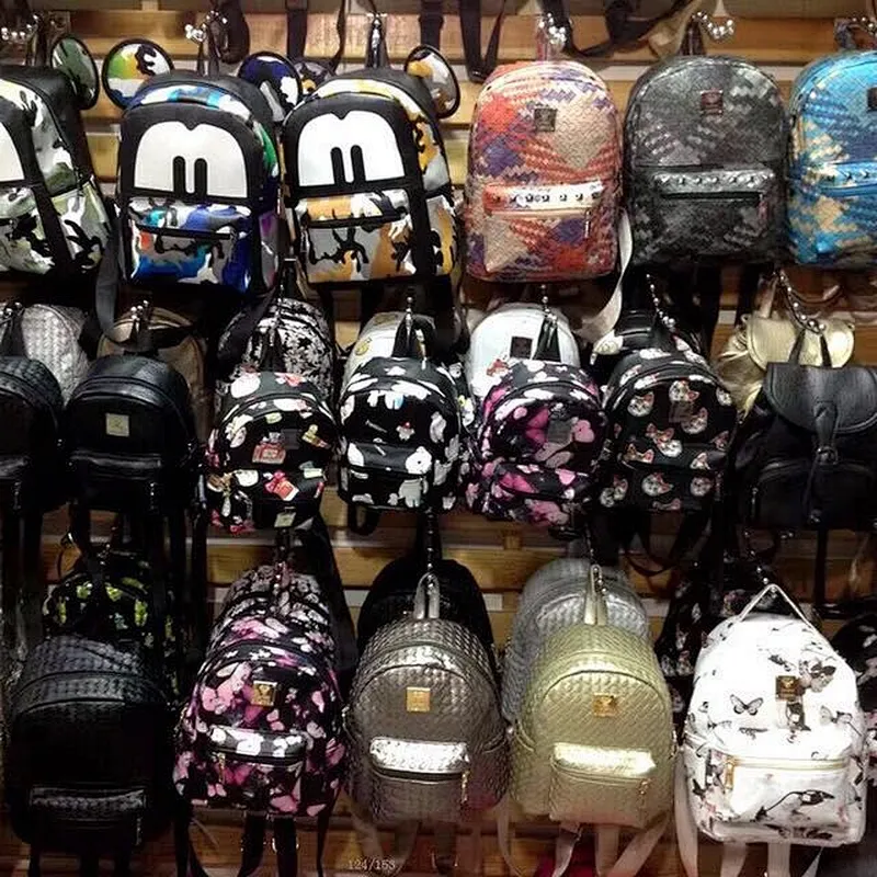Mix style trend leisure PU ladies backpacks School bags stock