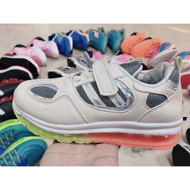 child Stock shoes mixed children's air cushioned sneakers in stock shoe stock lots