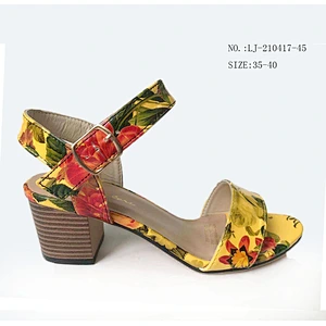 Factory OEM New design Women flower print Ankle Strap Design wedges sandals Chunky heels sandals