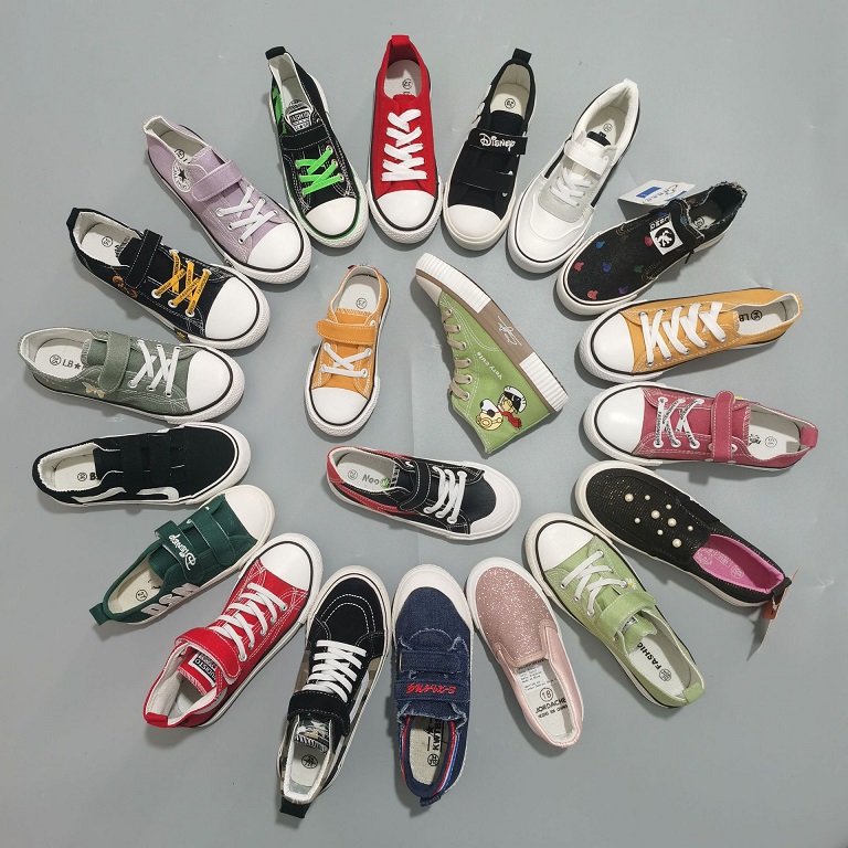 Hot sale Mix style Children Vulcanized Canvas Shoes Kids Casual Sneakers stock lots