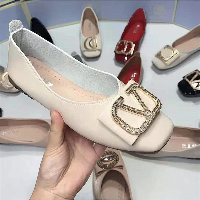 Mix style cheap women stock shoes slip on loafers shoes ladies dress flat shoes stock