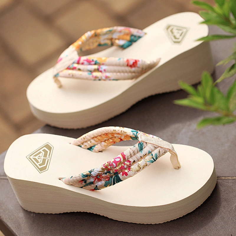 Casual Thick soled beach women flip flops outdoor ladies slippers