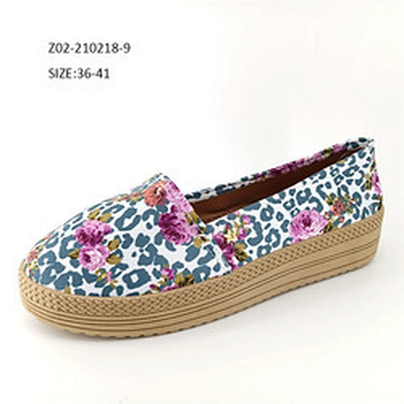 Wholesale custom logo lady's canvas anti skid flat canvas shoes lady casual shoes