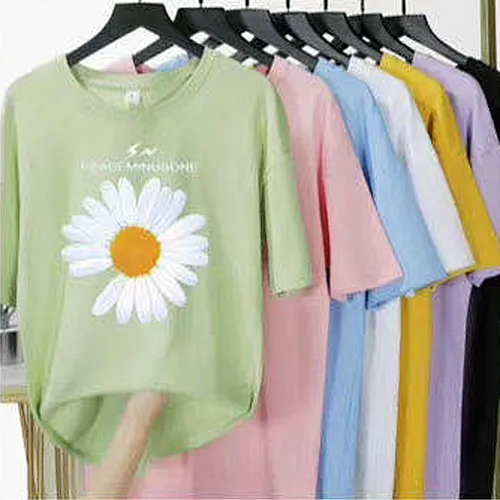 Mix color mix design Women Medium Length Daisy T-Shirt Stock for Summer