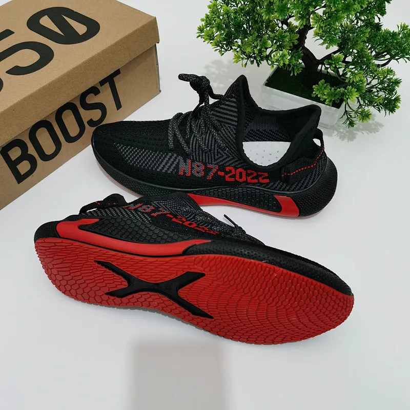 New breathable summer sneakers trend running men stock sneakers casual shoes stock
